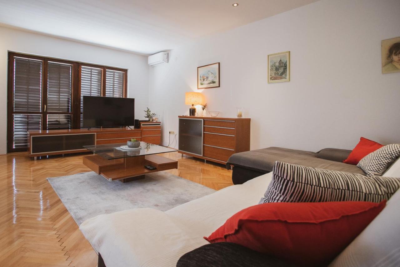 Comfort Sea View Apartment Dugi Rat Exterior foto